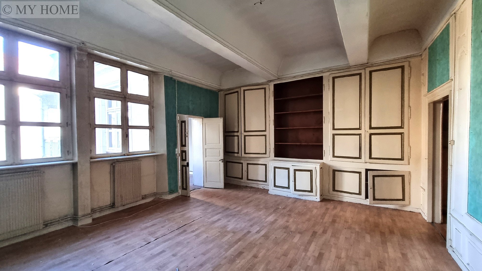 Vente immeuble - TOUL 712 m², 30 pièces