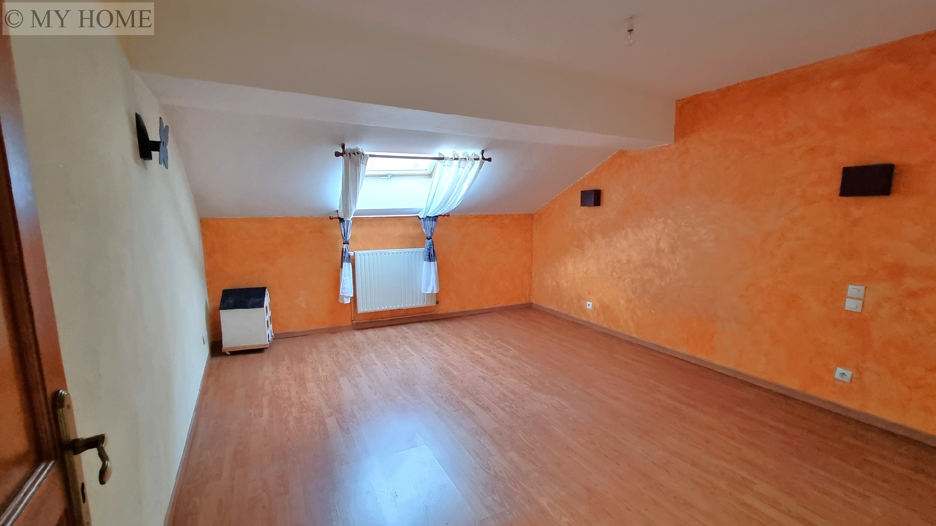 Vente maison - TOUL 191 m², 5 pièces