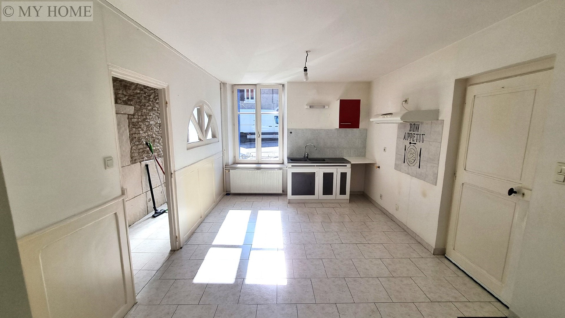 Vente maison - TOUL 195 m², 6 pièces