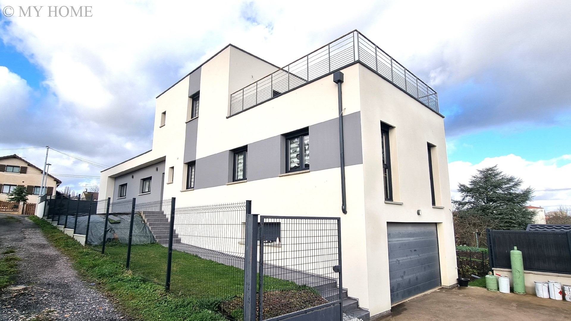 Vente maison - TOUL 180 m², 6 pièces